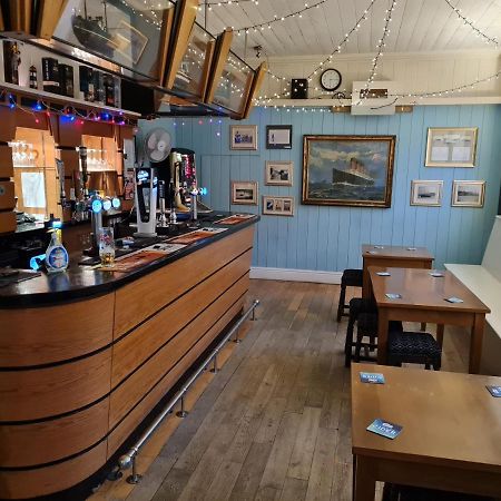 Goodwick The Hope And Anchor酒店 外观 照片