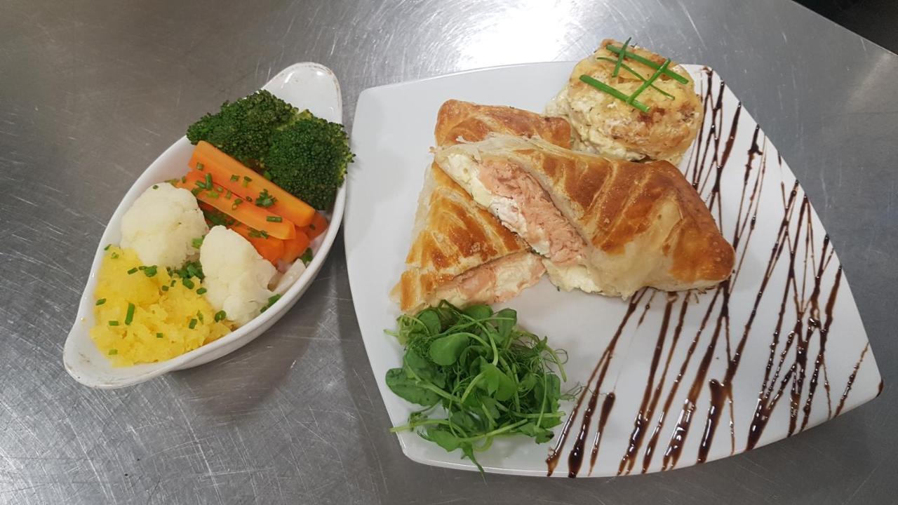 Goodwick The Hope And Anchor酒店 外观 照片